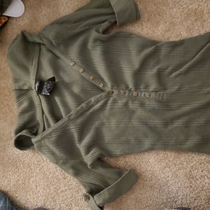 Vanity hooded henley. Green, size medium.